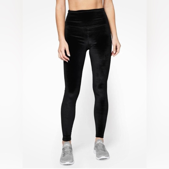 NWT Beyond Yoga Velvet Alloy Midi Leggings, size S - Picture 2 of 6